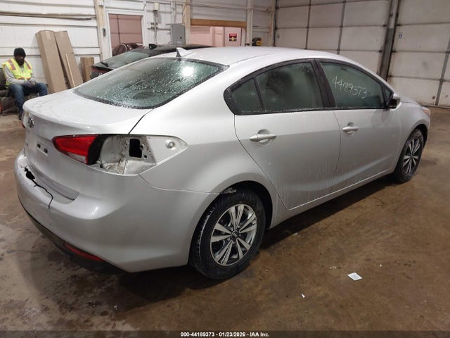 Продажа на аукционе авто 2017 Kia Forte Lx, vin: 3KPFK4A71HE060542, номер лота: 44189373