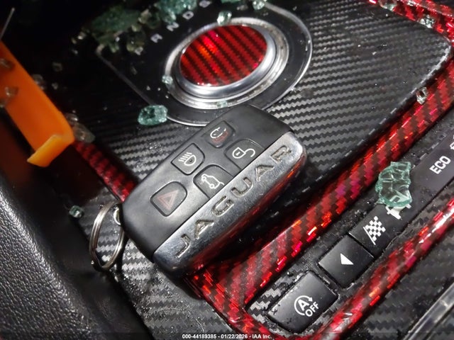 2019 JAGUAR F-PACE SADCM2FV4KA358459 Photo 10