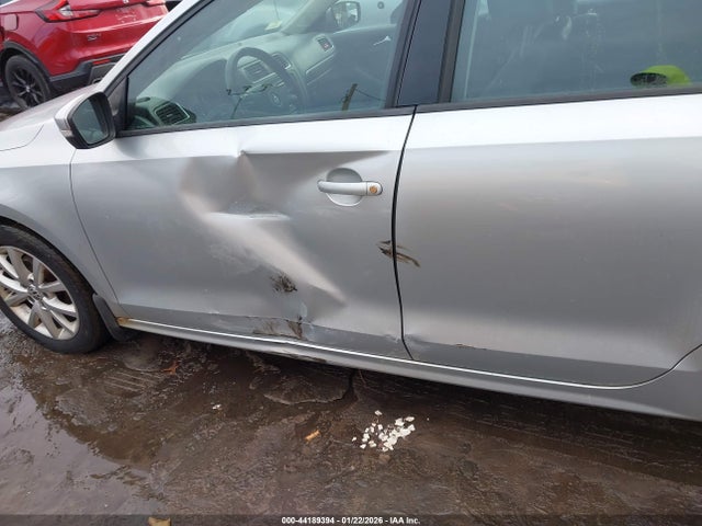 44189394 :رقم المزاد ، 3VWDP7AJ6CM375838 vin ، 2012 Volkswagen Jetta 2.5l Se مزاد بيع