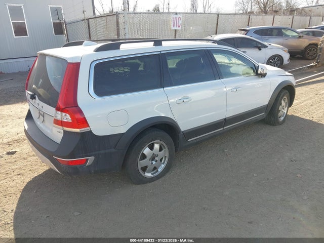2015 VOLVO XC70 YV4952NK8F1209808 Photo 3