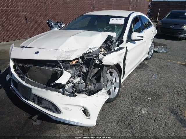 Mercedes-Benz CLA 250 2018 WDDSJ4EB5JN553406 Image 2