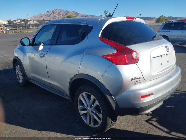 JN8AF5MR4ET357331 Nissan Juke Sv