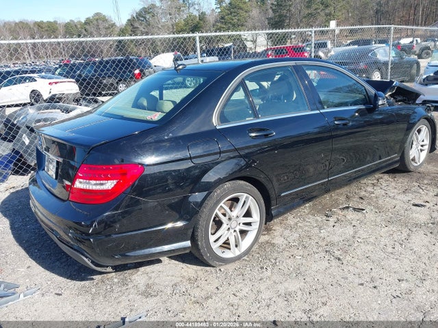 44189463 :رقم المزاد ، WDDGF4HBXDR258009 vin ، 2013 Mercedes-benz C 250 Sport مزاد بيع