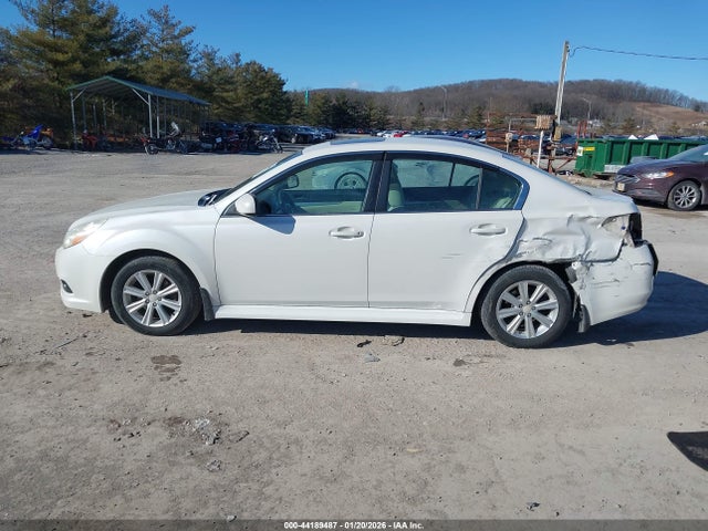 Продаж на аукціоні авто 2011 Subaru Legacy 2.5i Premium, vin: 4S3BMBG65B3214678, номер лоту: 44189487