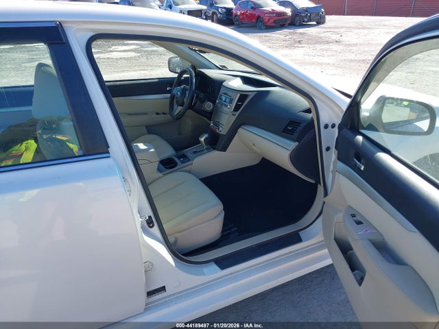 Продаж на аукціоні авто 2011 Subaru Legacy 2.5i Premium, vin: 4S3BMBG65B3214678, номер лоту: 44189487