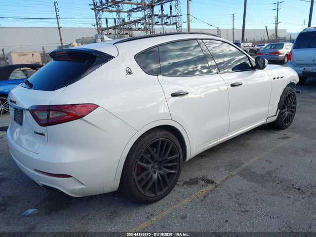 ZN661YUL5JX275977 Maserati Levante S Granlusso