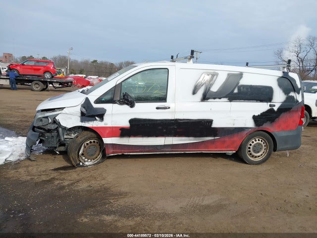 2016 Mercedes-benz Metris მანქანა იყიდება აუქციონზე, vin: WD3PG2EAXG3091093, აუქციონის ნომერი: 44189572