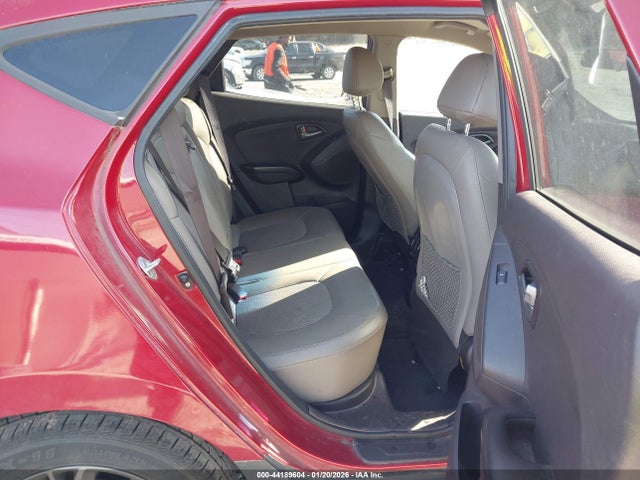 KM8JUCAG6EU853973 Hyundai TUCSON SE