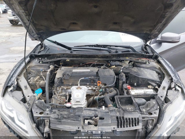 44189615 :رقم المزاد ، 1HGCT1B59GA001480 vin ، 2016 Honda Accord Ex مزاد بيع