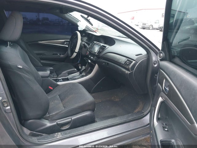 44189615 :رقم المزاد ، 1HGCT1B59GA001480 vin ، 2016 Honda Accord Ex مزاد بيع