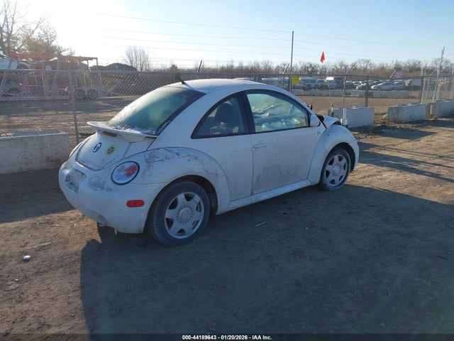 2001 VOLKSWAGEN NEW BEETLE 3VWCB21C01M435057 Photo 3