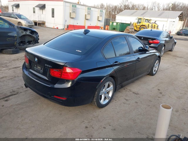 44189675 :رقم المزاد ، WBA3B5G56DNP40762 vin ، 2013 Bmw 328i Xdrive مزاد بيع