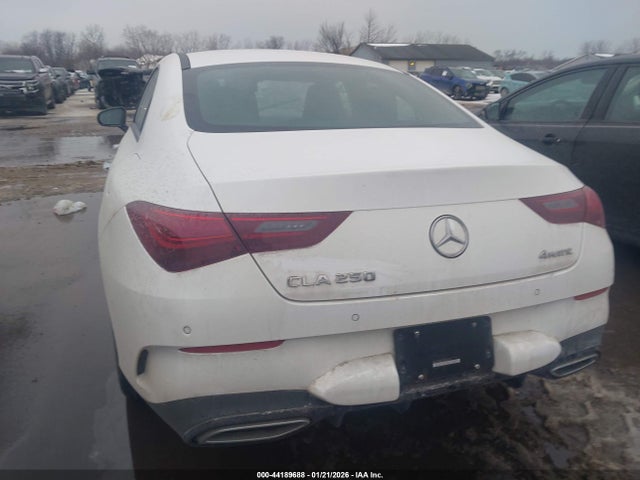 Продаж на аукціоні авто 2024 Mercedes-benz Cla 250 Coupe 4matic, vin: W1K5J4HB0RN472818, номер лоту: 44189688