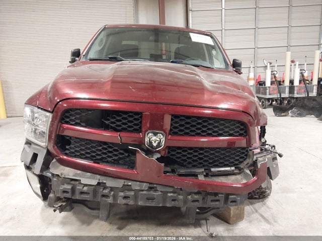 3C6RR7KT1JG158610 RAM 1500 Express 4x4 5&#039;7 Box