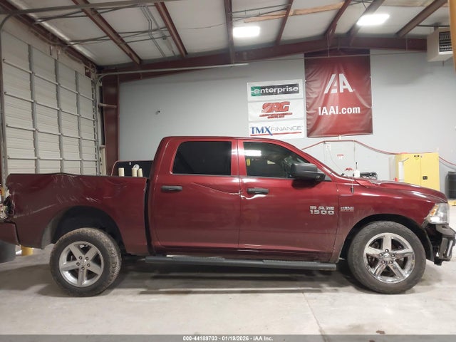 3C6RR7KT1JG158610 RAM 1500 Express 4x4 5&#039;7 Box