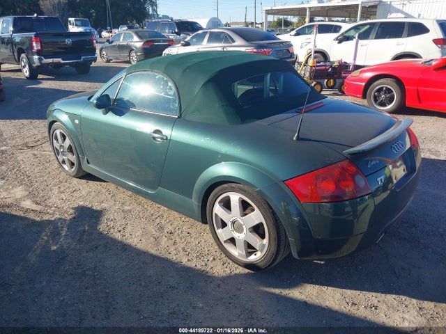 2001 AUDI TT TRUTC28N011001635 Photo 2