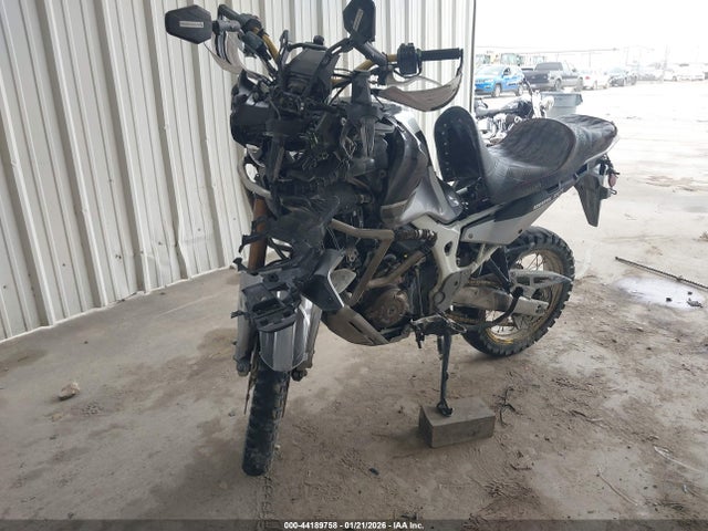 Honda Crf1000 A 2019 JH2SD0440KK300548 Image 2