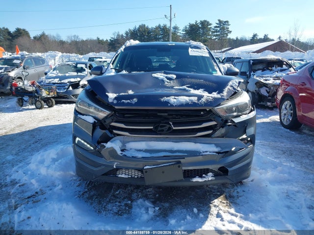 KM8J3CA44JU707610 Hyundai TUCSON SEL
