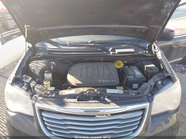 Продажа на аукционе авто 2014 Chrysler Town & Country Touring, vin: 2C4RC1BG8ER215928, номер лота: 44189780