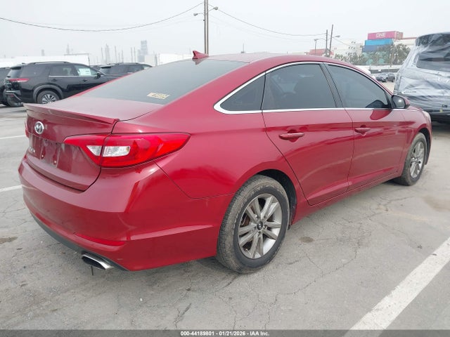 Hyundai SONATA SE 2015 5NPE24AF6FH020565 Image 4