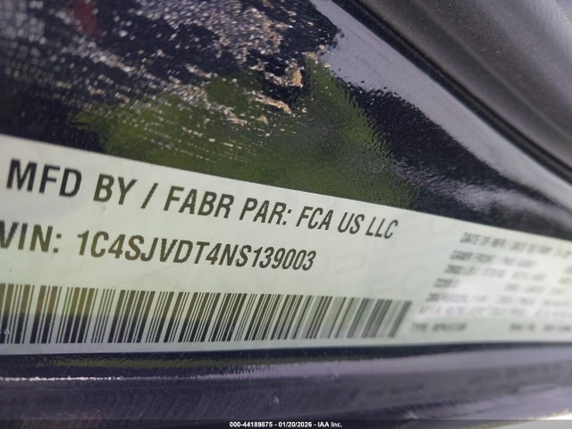 1C4SJVDT4NS139003 Jeep Wagoneer Series Iii