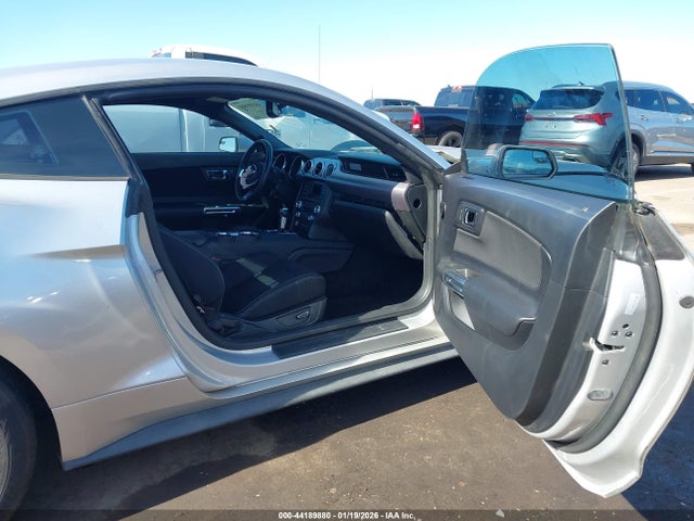 Ford Mustang Ecoboost 2016 1FA6P8THXG5332276 Image 5