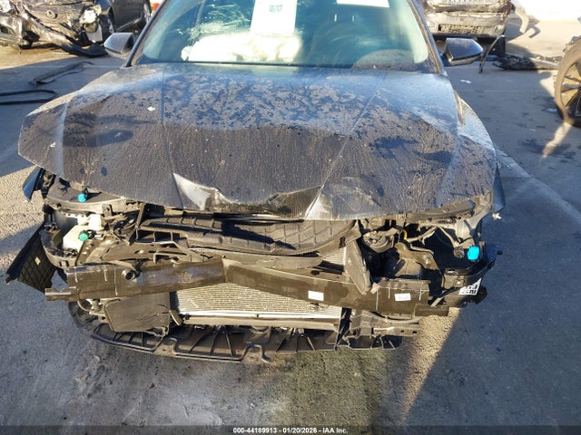 KMHLM4DGXRU709004 Hyundai ELANTRA SEL