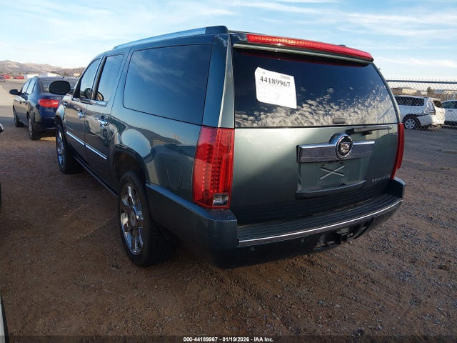 2008 CADILLAC ESCALADE ESV 1GYFK66868R125154 Photo 2