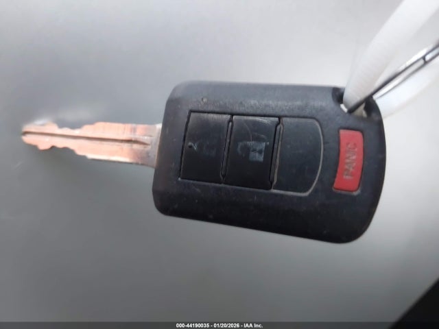 2018 MITSUBISHI ECLIPSE CROSS JA4AT4AA2JZ063117 Photo 10