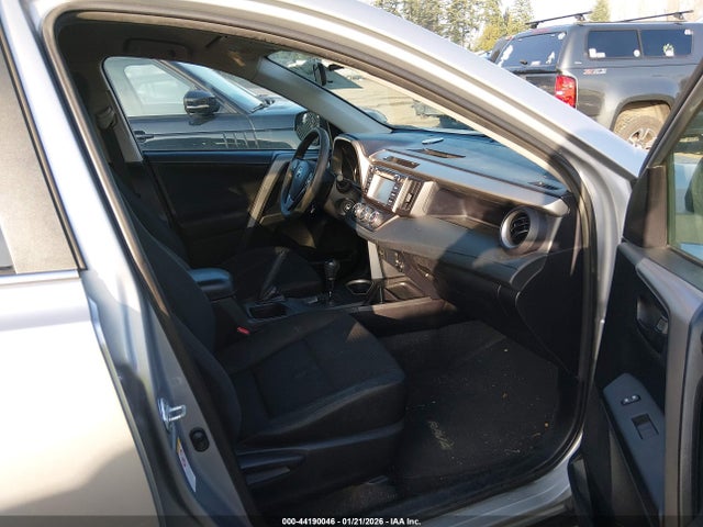 Toyota RAV4 LE 2016 2T3BFREV9GW524432 Image 5