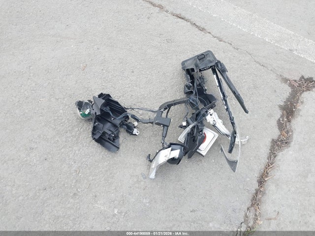 3MW5P9J00N8C69839 BMW 3 Series 330e Xdrive