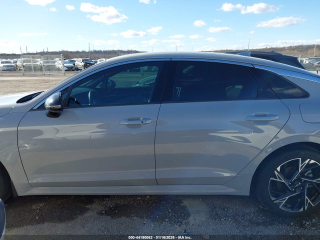 2025 Kia K5 Gt-line მანქანა იყიდება აუქციონზე, vin: KNAG64J77S5296377, აუქციონის ნომერი: 44190062