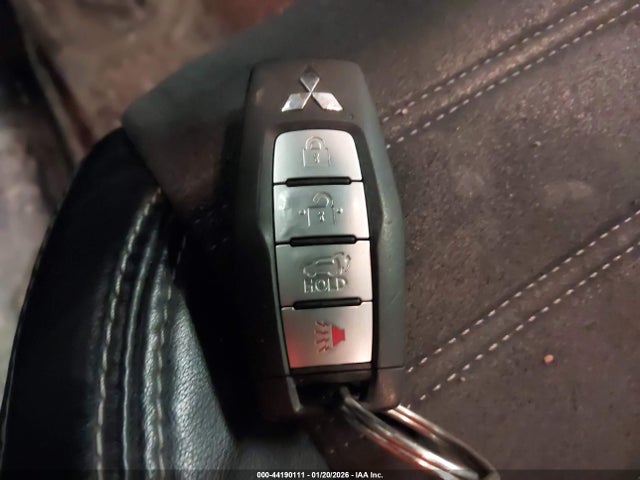 2022 MITSUBISHI OUTLANDER JA4J4UA88NZ051666 Photo 10