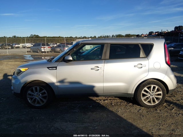 KNDJP3A5XH7425711 KIA SOUL +