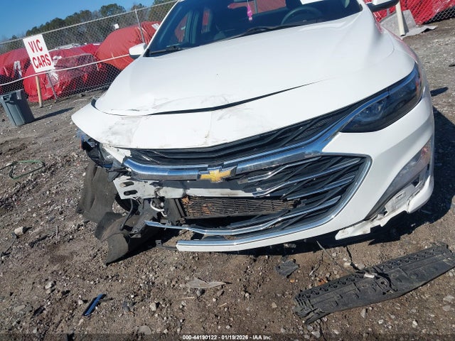 1G1ZD5STXLF111858 Chevrolet Malibu Fwd Lt