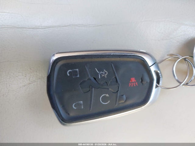 2017 CADILLAC XT5 1GYKNDRS0HZ105418 Photo 10