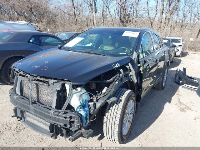 2017 CADILLAC XT5 1GYKNDRS0HZ105418 Photo 1