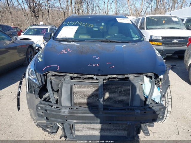2017 CADILLAC XT5 1GYKNDRS0HZ105418 Photo 5