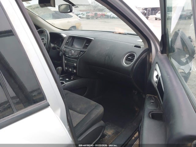 Продажа на аукционе авто 2019 Nissan Pathfinder Sv, vin: 5N1DR2MN7KC618423, номер лота: 44190143