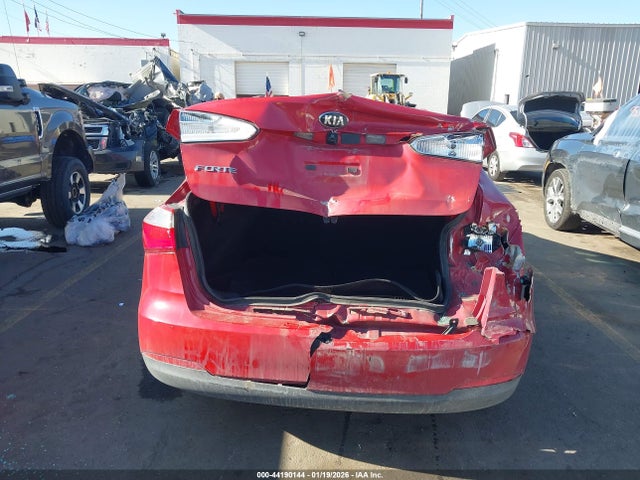 KNAFX4A6XG5587740 KIA FORTE LX