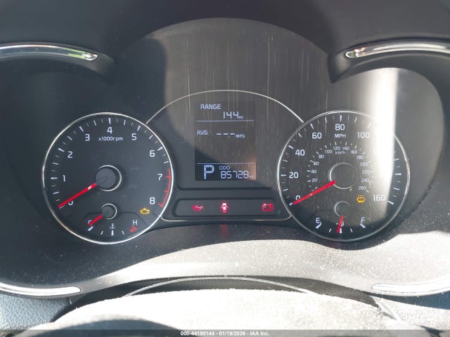 KNAFX4A6XG5587740 KIA FORTE LX