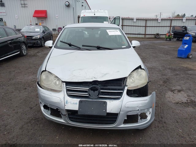 Продажа на аукционе авто 2006 Volkswagen Jetta 2.5, vin: 3VWRG71K86M689414, номер лота: 44190148
