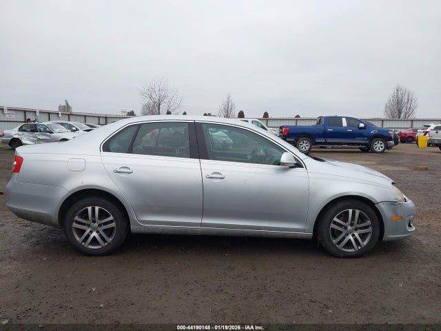 Продажа на аукционе авто 2006 Volkswagen Jetta 2.5, vin: 3VWRG71K86M689414, номер лота: 44190148
