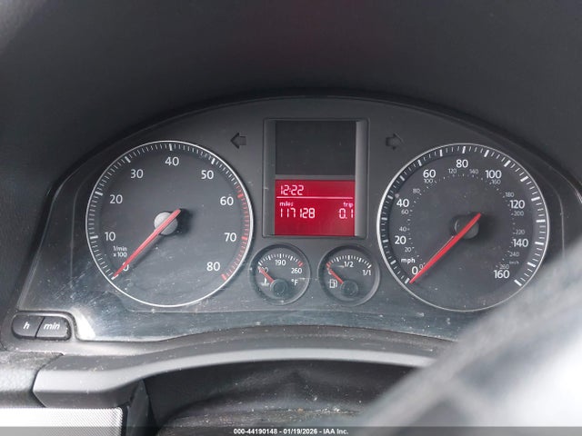 Продажа на аукционе авто 2006 Volkswagen Jetta 2.5, vin: 3VWRG71K86M689414, номер лота: 44190148