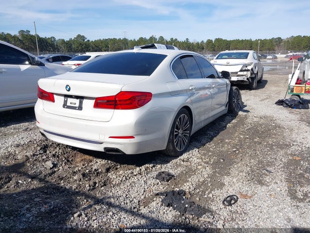 2018 BMW 540I WBAJE5C58JWA92578 Photo 3