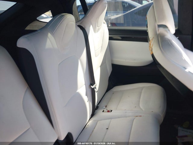 2017 Tesla Model X 100d/75d/90d მანქანა იყიდება აუქციონზე, vin: 5YJXCDE25HF035573, აუქციონის ნომერი: 44190176