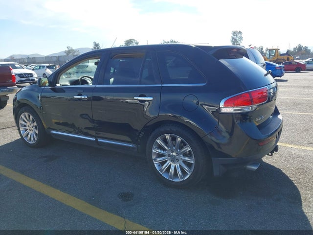 2012 LINCOLN MKX 2LMDJ8JK9CBL00779 Photo 2