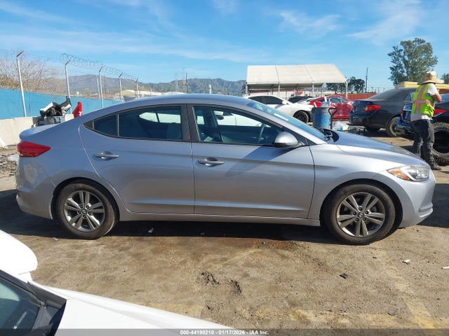 Hyundai ELANTRA SE 2017 5NPD84LF6HH098497 Image 13