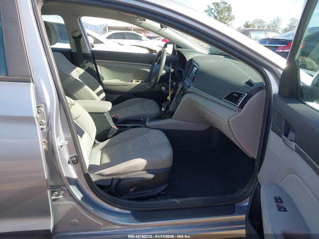 Hyundai ELANTRA SE 2017 5NPD84LF6HH098497 Image 5