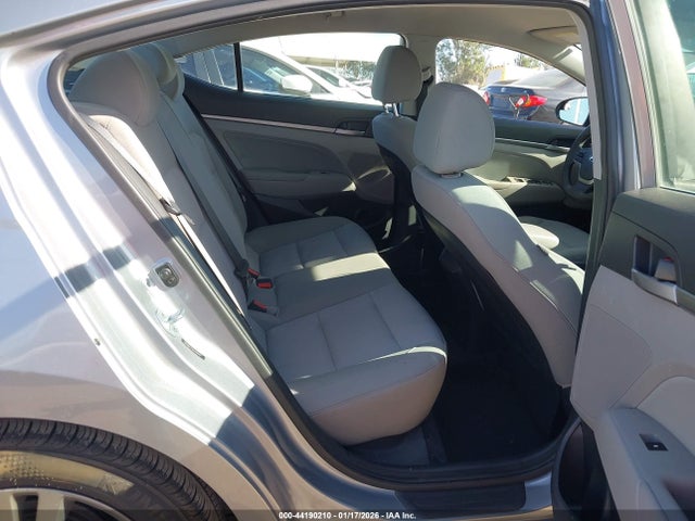 Hyundai ELANTRA SE 2017 5NPD84LF6HH098497 Image 8